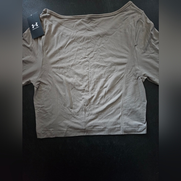 NWT - Under Armour Vanish Seamless Long Sleeve Pewter Round Neck Top - Size XL - Picture 11 of 14
